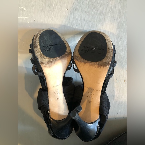 Donald J. Pliner …. Black patent high heels - Picture 16 of 16